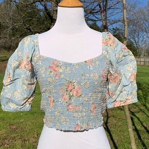 American Eagle Pastel Floral Shirred Statement Sleeve Lettuce Trim Crop Top Sz S